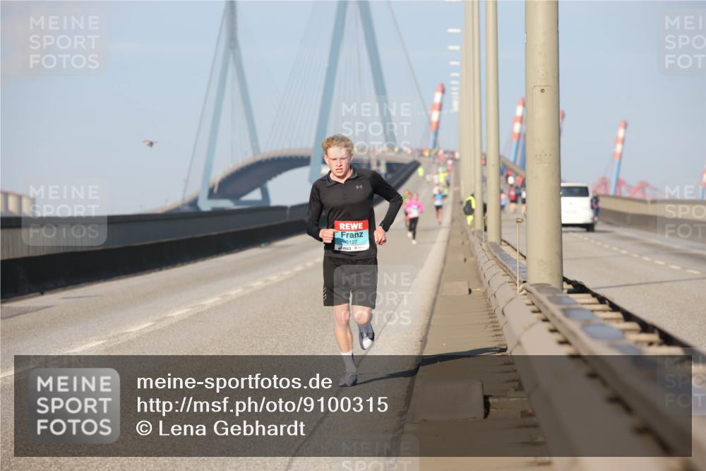 03.10.2025 - Köhlbrandbrückenlauf Lena Gebhardt http://msf.ph/oto/9100315 03.10.2025 09:35:57 Position 2 8127 meine-sportfotos.de