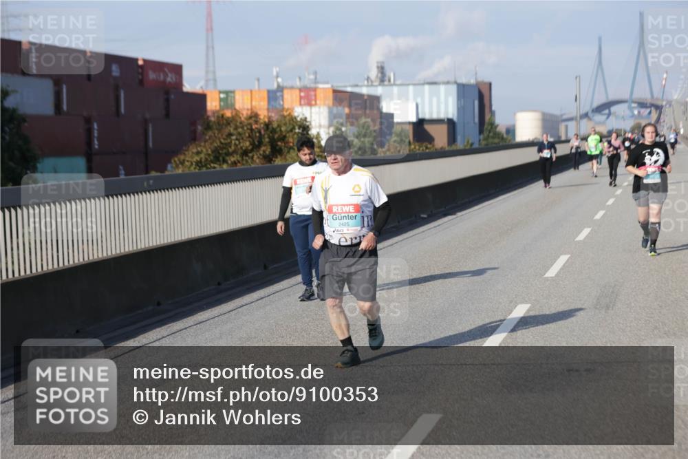 03.10.2025 - Köhlbrandbrückenlauf Jannik Wohlers http://msf.ph/oto/9100353 03.10.2025 10:20:55 Position 3 2425 meine-sportfotos.de