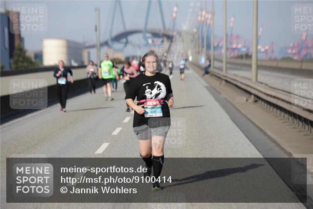 03.10.2025 - Köhlbrandbrückenlauf Jannik Wohlers http://msf.ph/oto/9100414 03.10.2025 10:20:57 Position 3 3370 meine-sportfotos.de