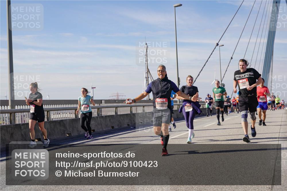 03.10.2025 - Köhlbrandbrückenlauf Michael Burmester http://msf.ph/oto/9100423 03.10.2025 12:46:10 Position 2  meine-sportfotos.de