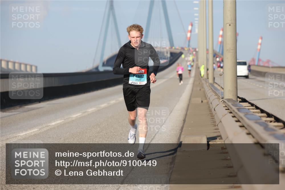 03.10.2025 - Köhlbrandbrückenlauf Lena Gebhardt http://msf.ph/oto/9100449 03.10.2025 09:35:59 Position 2 3127 meine-sportfotos.de