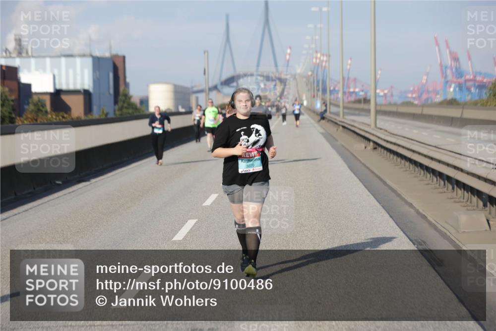 03.10.2025 - Köhlbrandbrückenlauf Jannik Wohlers http://msf.ph/oto/9100486 03.10.2025 10:20:59 Position 3 3370 meine-sportfotos.de