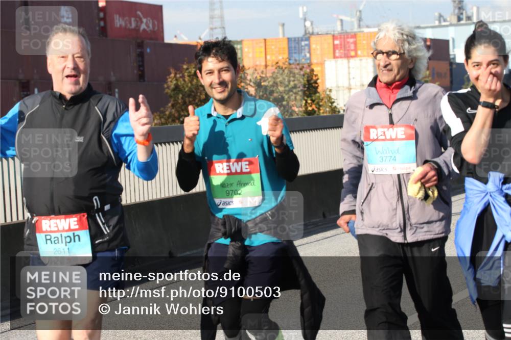 03.10.2025 - Köhlbrandbrückenlauf Jannik Wohlers http://msf.ph/oto/9100503 03.10.2025 10:29:21 Position 3 2611, 9702, 3774 meine-sportfotos.de