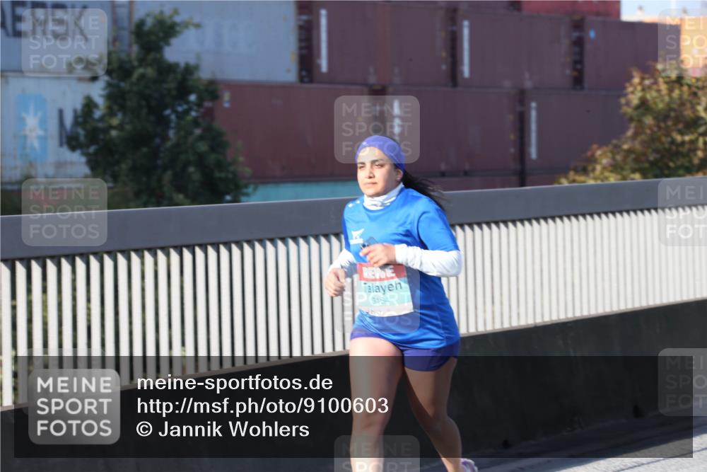 03.10.2025 - Köhlbrandbrückenlauf Jannik Wohlers http://msf.ph/oto/9100603 03.10.2025 10:29:26 Position 3 3184 meine-sportfotos.de