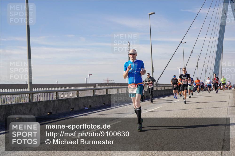03.10.2025 - Köhlbrandbrückenlauf Michael Burmester http://msf.ph/oto/9100630 03.10.2025 12:46:15 Position 2 4597 meine-sportfotos.de