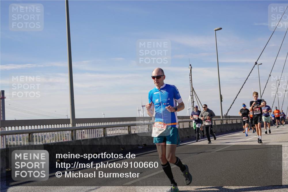 03.10.2025 - Köhlbrandbrückenlauf Michael Burmester http://msf.ph/oto/9100660 03.10.2025 12:46:16 Position 2 597 meine-sportfotos.de