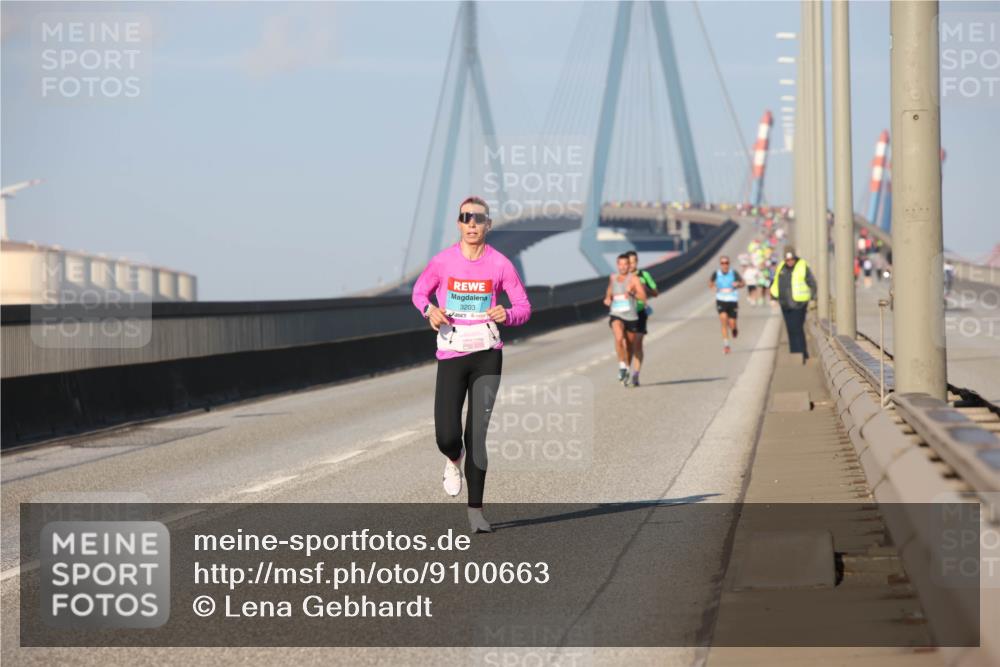 03.10.2025 - Köhlbrandbrückenlauf Lena Gebhardt http://msf.ph/oto/9100663 03.10.2025 09:36:20 Position 2 3203 meine-sportfotos.de