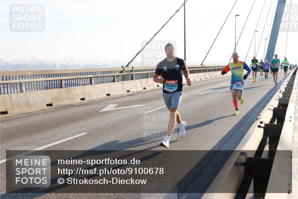 03.10.2025 - Köhlbrandbrückenlauf Strokosch-Dieckow http://msf.ph/oto/9100678 03.10.2025 09:19:45 Position 1 3629 meine-sportfotos.de
