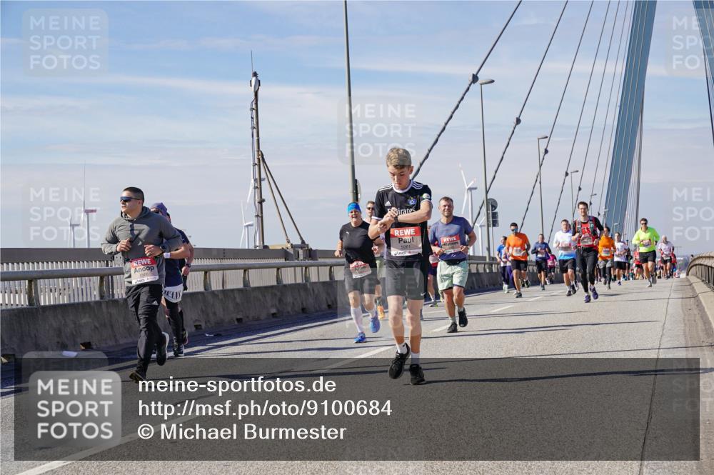 03.10.2025 - Köhlbrandbrückenlauf Michael Burmester http://msf.ph/oto/9100684 03.10.2025 12:46:17 Position 2  meine-sportfotos.de