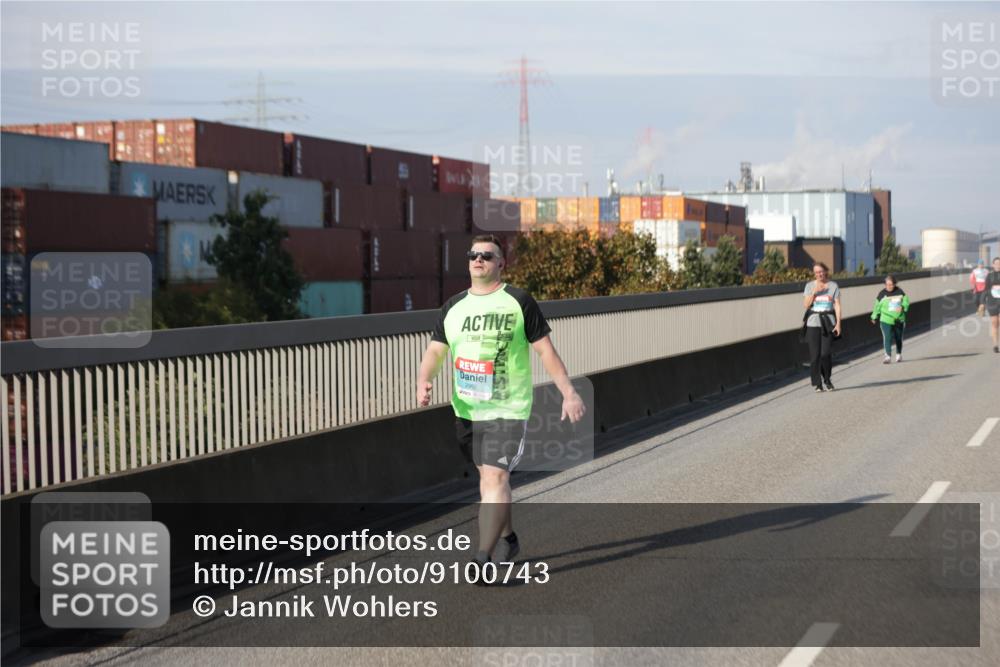 03.10.2025 - Köhlbrandbrückenlauf Jannik Wohlers http://msf.ph/oto/9100743 03.10.2025 10:21:21 Position 3 2992 meine-sportfotos.de