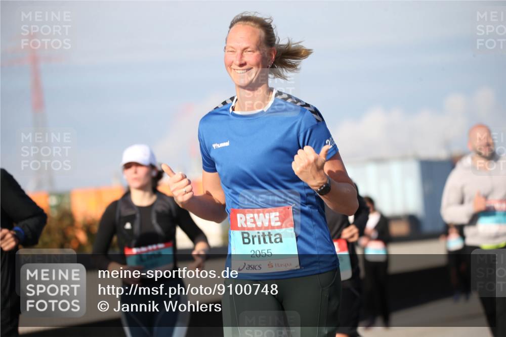 03.10.2025 - Köhlbrandbrückenlauf Jannik Wohlers http://msf.ph/oto/9100748 03.10.2025 10:03:06 Position 3 2055 meine-sportfotos.de