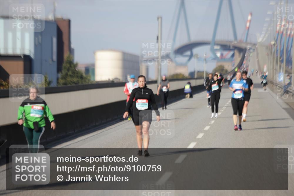 03.10.2025 - Köhlbrandbrückenlauf Jannik Wohlers http://msf.ph/oto/9100759 03.10.2025 10:21:23 Position 3  meine-sportfotos.de