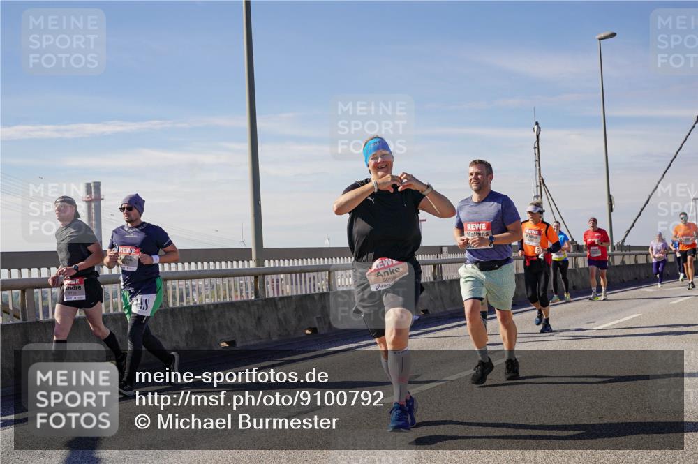 03.10.2025 - Köhlbrandbrückenlauf Michael Burmester http://msf.ph/oto/9100792 03.10.2025 12:46:21 Position 2 4135, 5965 meine-sportfotos.de