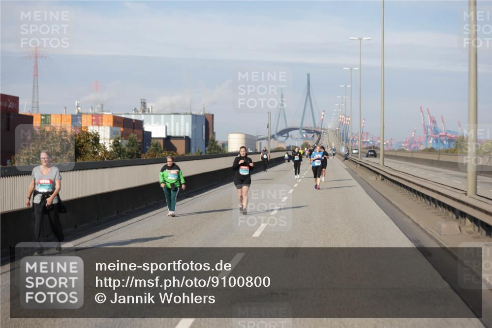 03.10.2025 - Köhlbrandbrückenlauf Jannik Wohlers http://msf.ph/oto/9100800 03.10.2025 10:21:27 Position 3  meine-sportfotos.de