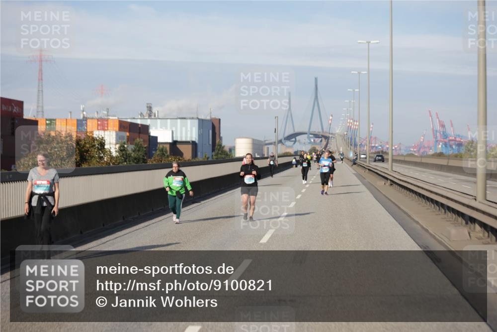 03.10.2025 - Köhlbrandbrückenlauf Jannik Wohlers http://msf.ph/oto/9100821 03.10.2025 10:21:27 Position 3  meine-sportfotos.de