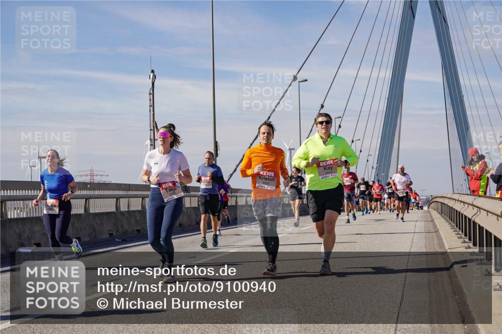 03.10.2025 - Köhlbrandbrückenlauf Michael Burmester http://msf.ph/oto/9100940 03.10.2025 12:46:27 Position 2  meine-sportfotos.de