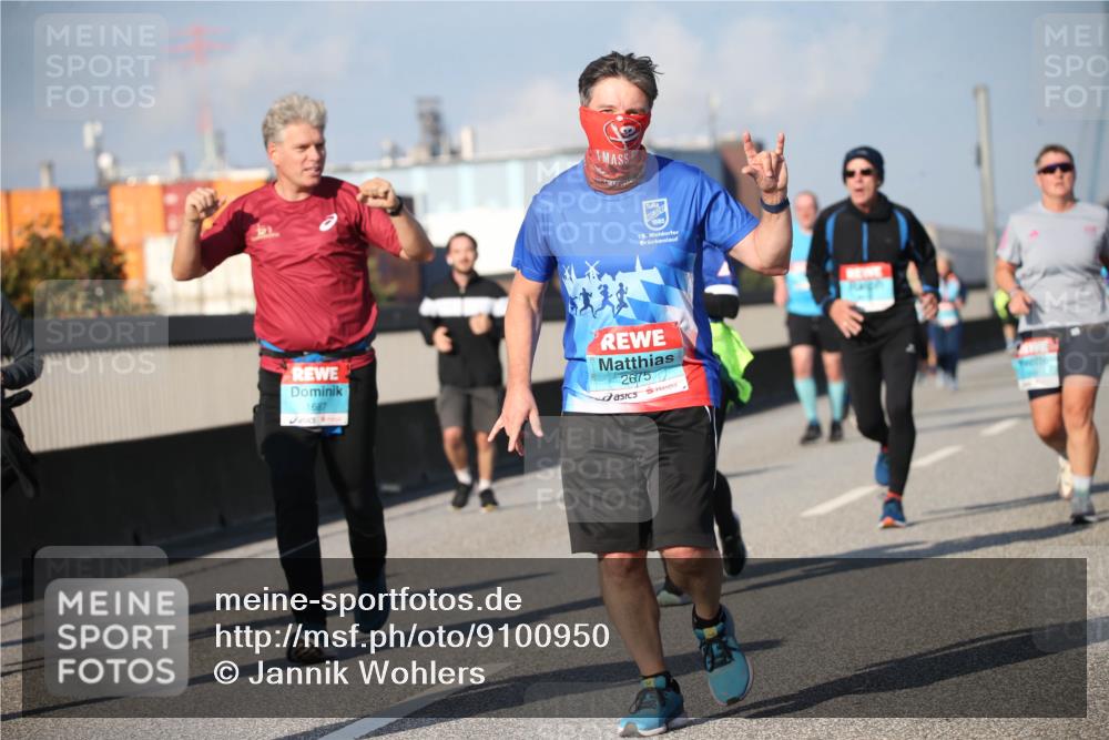 03.10.2025 - Köhlbrandbrückenlauf Jannik Wohlers http://msf.ph/oto/9100950 03.10.2025 10:03:17 Position 3 15, 1687, 2675 meine-sportfotos.de