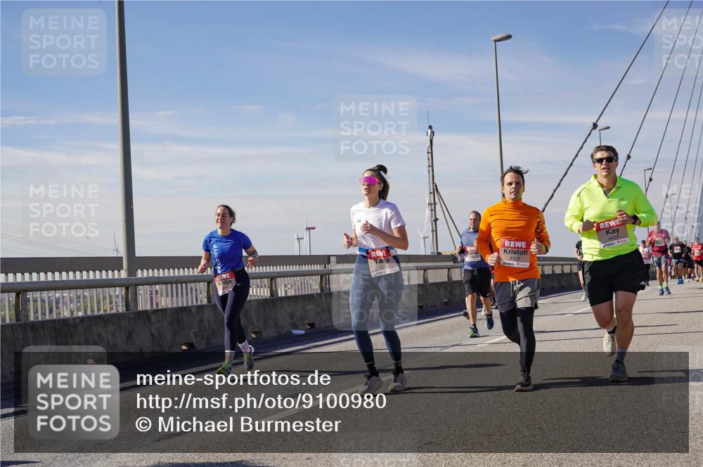 03.10.2025 - Köhlbrandbrückenlauf Michael Burmester http://msf.ph/oto/9100980 03.10.2025 12:46:28 Position 2 4502, 4429 meine-sportfotos.de
