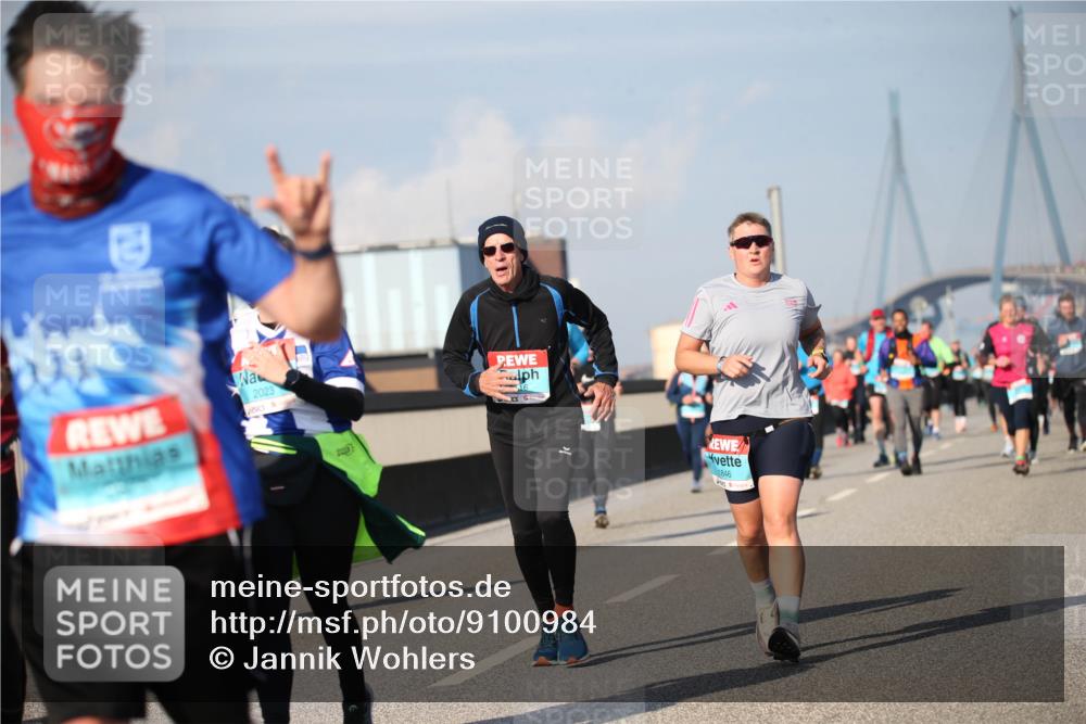 03.10.2025 - Köhlbrandbrückenlauf Jannik Wohlers http://msf.ph/oto/9100984 03.10.2025 10:03:18 Position 3 2023, 1846 meine-sportfotos.de