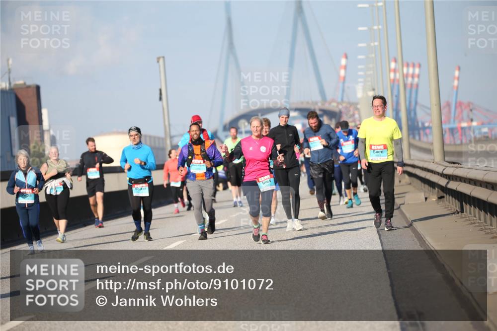 03.10.2025 - Köhlbrandbrückenlauf Jannik Wohlers http://msf.ph/oto/9101072 03.10.2025 10:03:22 Position 3  meine-sportfotos.de