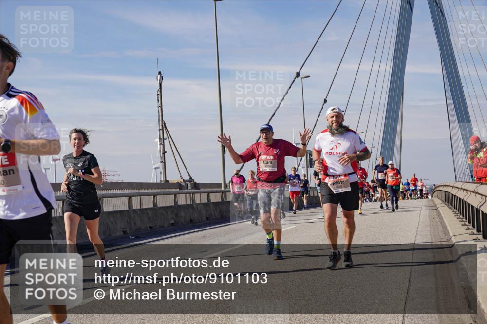 03.10.2025 - Köhlbrandbrückenlauf Michael Burmester http://msf.ph/oto/9101103 03.10.2025 12:46:33 Position 2 4370, 4486 meine-sportfotos.de