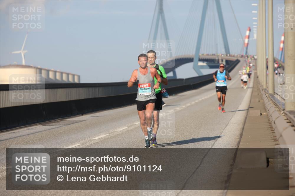 03.10.2025 - Köhlbrandbrückenlauf Lena Gebhardt http://msf.ph/oto/9101124 03.10.2025 09:36:30 Position 2 1022 meine-sportfotos.de