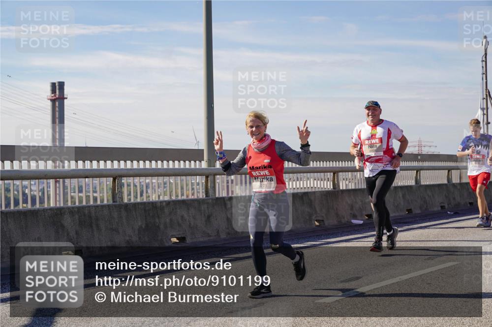 03.10.2025 - Köhlbrandbrückenlauf Michael Burmester http://msf.ph/oto/9101199 03.10.2025 12:46:39 Position 2 6273, 4401 meine-sportfotos.de