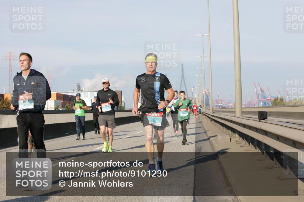 03.10.2025 - Köhlbrandbrückenlauf Jannik Wohlers http://msf.ph/oto/9101230 03.10.2025 09:48:54 Position 3 1216, 3832 meine-sportfotos.de