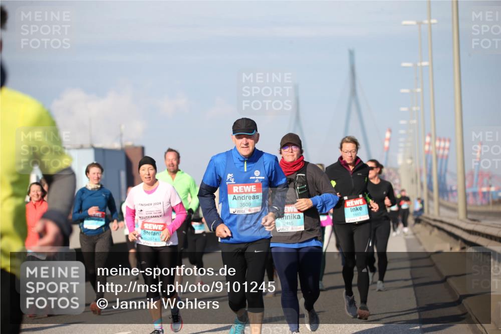03.10.2025 - Köhlbrandbrückenlauf Jannik Wohlers http://msf.ph/oto/9101245 03.10.2025 10:03:35 Position 3 2024, 16, 760, 3574, 3509, 1463, 2415 meine-sportfotos.de