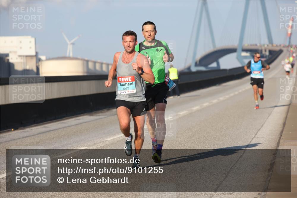 03.10.2025 - Köhlbrandbrückenlauf Lena Gebhardt http://msf.ph/oto/9101255 03.10.2025 09:36:32 Position 2 1022 meine-sportfotos.de