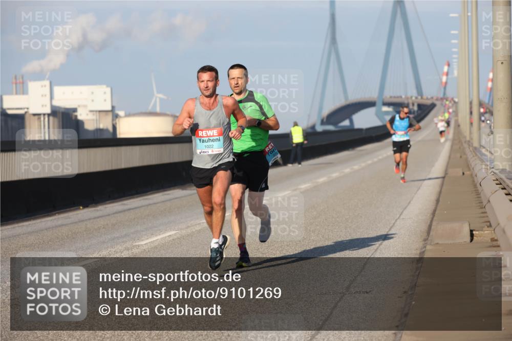 03.10.2025 - Köhlbrandbrückenlauf Lena Gebhardt http://msf.ph/oto/9101269 03.10.2025 09:36:32 Position 2 1022 meine-sportfotos.de