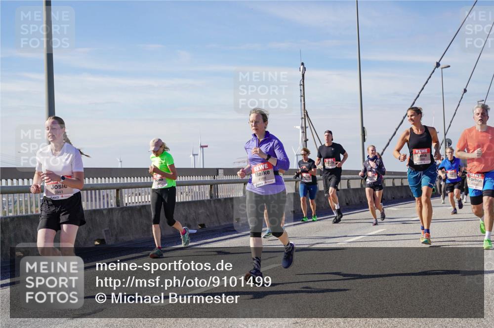 03.10.2025 - Köhlbrandbrückenlauf Michael Burmester http://msf.ph/oto/9101499 03.10.2025 12:46:51 Position 2 5941, 4188, 4683 meine-sportfotos.de