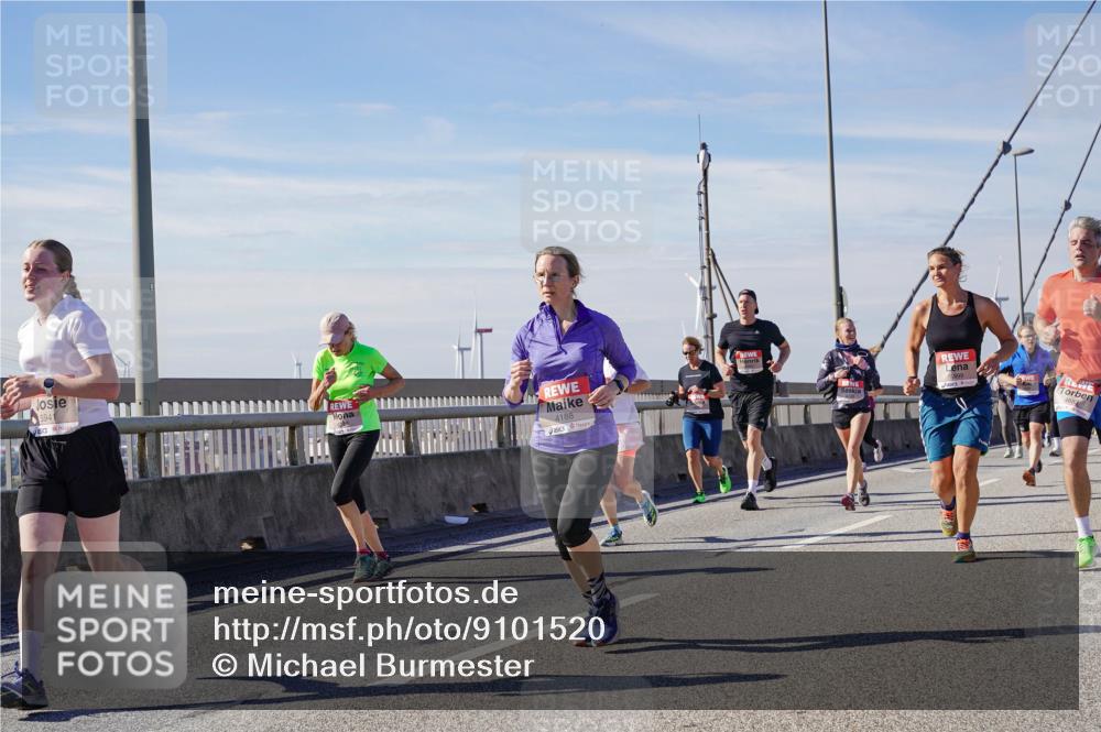 03.10.2025 - Köhlbrandbrückenlauf Michael Burmester http://msf.ph/oto/9101520 03.10.2025 12:46:51 Position 2 5941, 4188 meine-sportfotos.de
