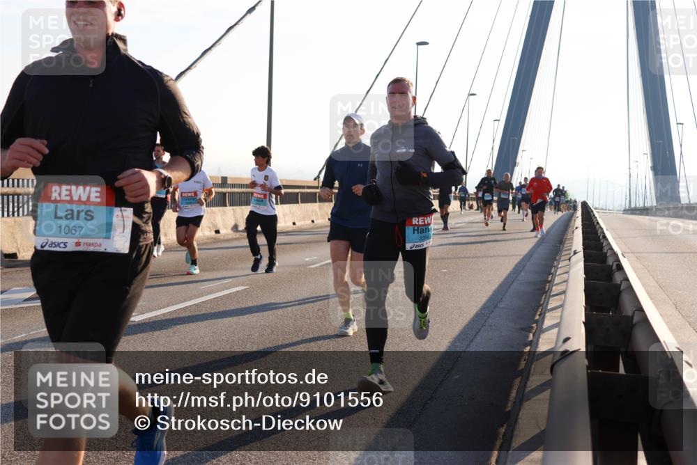 03.10.2025 - Köhlbrandbrückenlauf Strokosch-Dieckow http://msf.ph/oto/9101556 03.10.2025 09:21:37 Position 1 1067, 335 meine-sportfotos.de