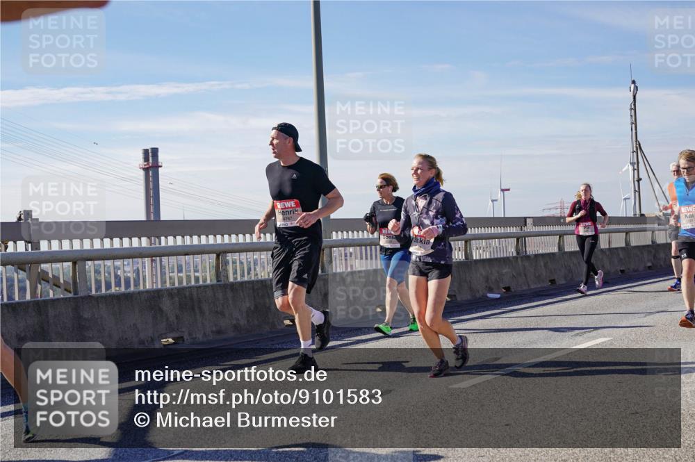 03.10.2025 - Köhlbrandbrückenlauf Michael Burmester http://msf.ph/oto/9101583 03.10.2025 12:46:54 Position 2 4787, 4998 meine-sportfotos.de