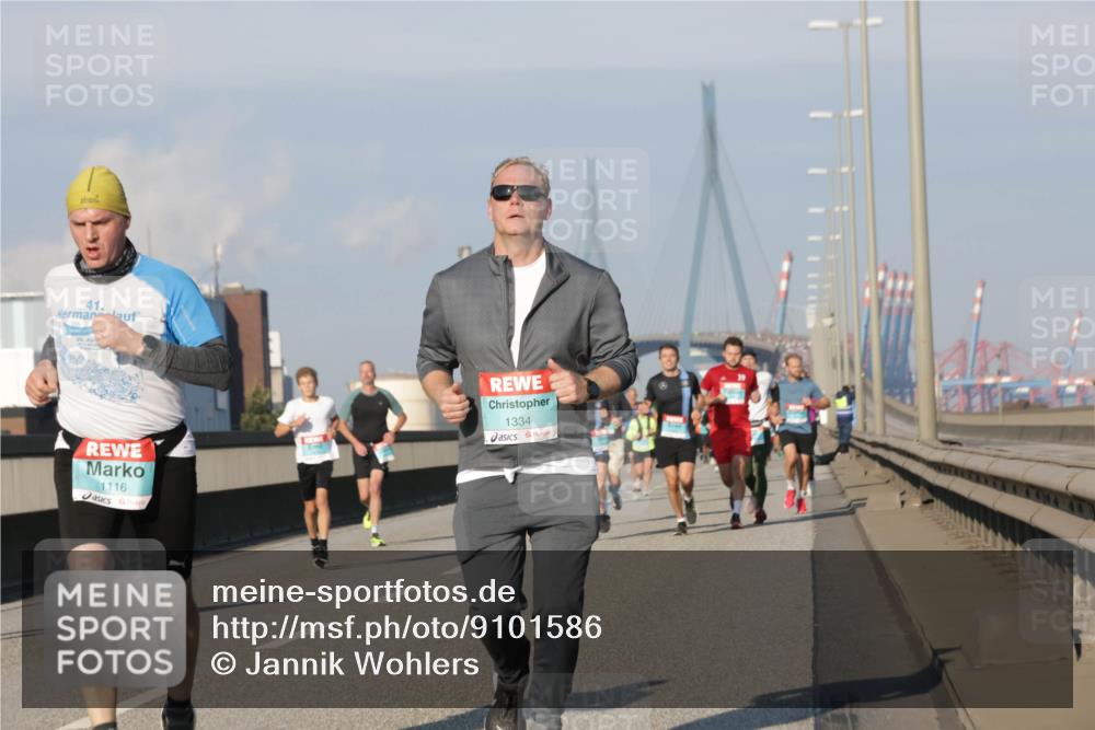 03.10.2025 - Köhlbrandbrückenlauf Jannik Wohlers http://msf.ph/oto/9101586 03.10.2025 09:49:03 Position 3 41, 1116, 1334 meine-sportfotos.de