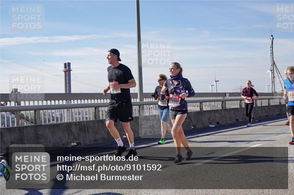 03.10.2025 - Köhlbrandbrückenlauf Michael Burmester http://msf.ph/oto/9101592 03.10.2025 12:46:54 Position 2 38 meine-sportfotos.de