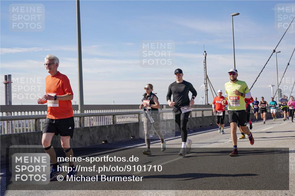 03.10.2025 - Köhlbrandbrückenlauf Michael Burmester http://msf.ph/oto/9101710 03.10.2025 12:46:58 Position 2 4176, 6379 meine-sportfotos.de