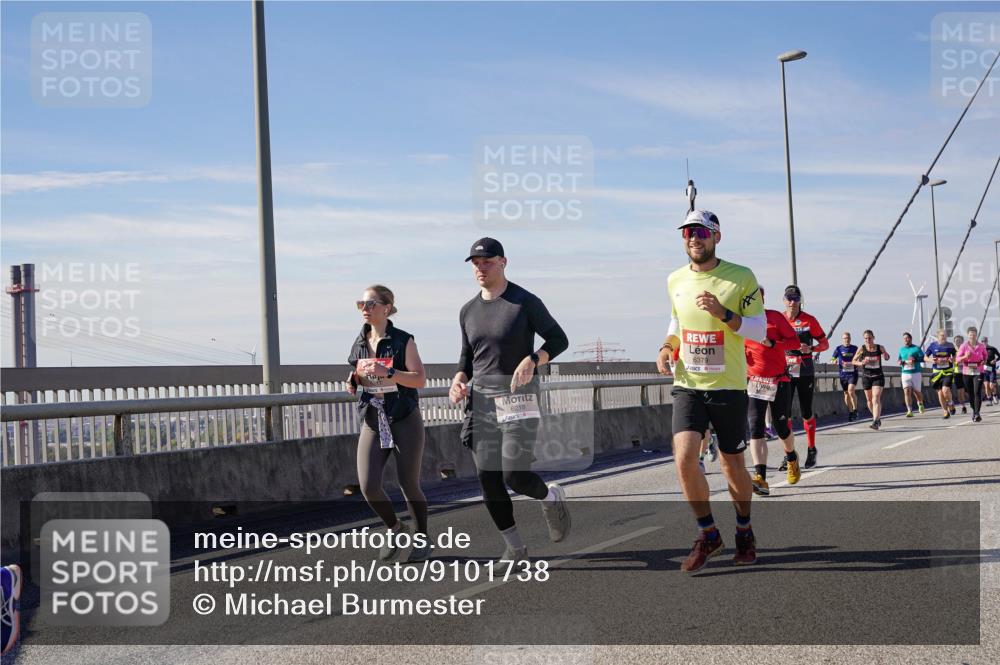 03.10.2025 - Köhlbrandbrückenlauf Michael Burmester http://msf.ph/oto/9101738 03.10.2025 12:46:58 Position 2 6218, 6379 meine-sportfotos.de