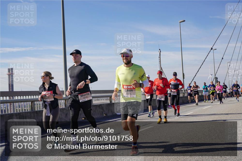 03.10.2025 - Köhlbrandbrückenlauf Michael Burmester http://msf.ph/oto/9101758 03.10.2025 12:46:59 Position 2 6218, 6379 meine-sportfotos.de