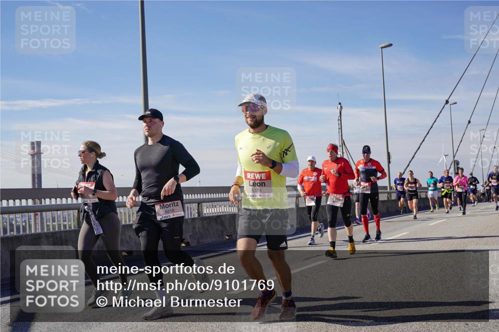 03.10.2025 - Köhlbrandbrückenlauf Michael Burmester http://msf.ph/oto/9101769 03.10.2025 12:46:59 Position 2 6218, 6379 meine-sportfotos.de