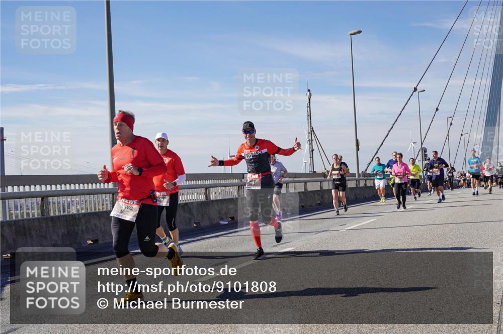 03.10.2025 - Köhlbrandbrückenlauf Michael Burmester http://msf.ph/oto/9101808 03.10.2025 12:47:01 Position 2 6272 meine-sportfotos.de