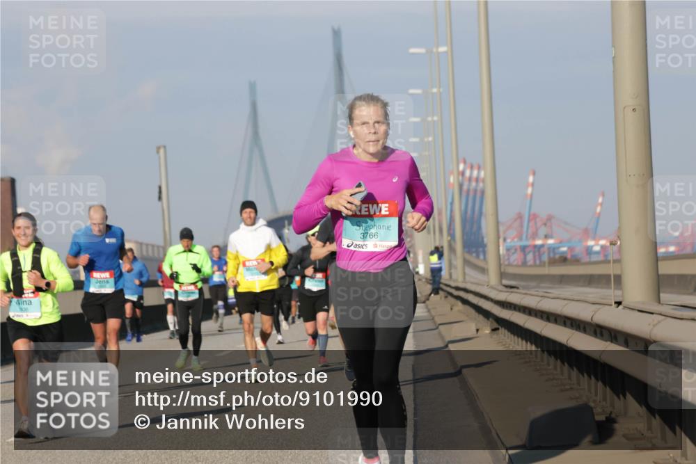 03.10.2025 - Köhlbrandbrückenlauf Jannik Wohlers http://msf.ph/oto/9101990 03.10.2025 09:49:18 Position 3 3766 meine-sportfotos.de