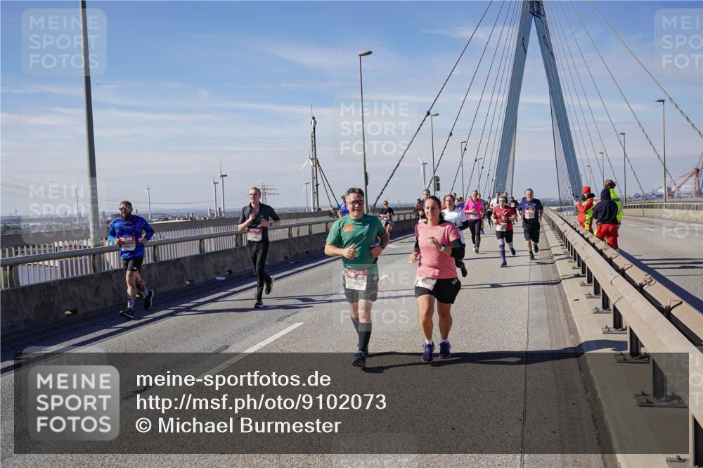 03.10.2025 - Köhlbrandbrückenlauf Michael Burmester http://msf.ph/oto/9102073 03.10.2025 12:47:14 Position 2  meine-sportfotos.de