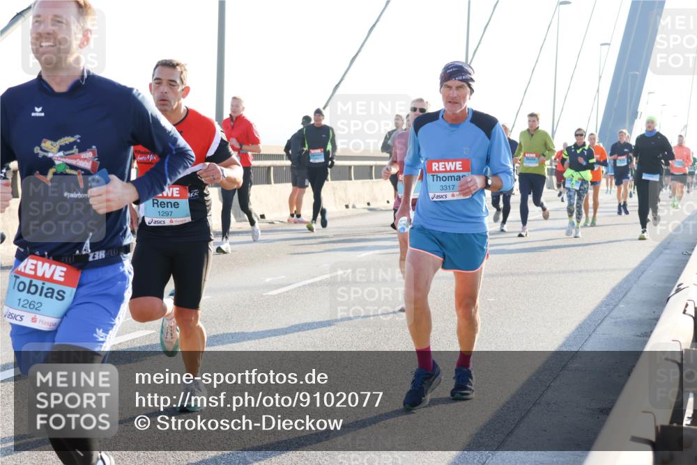 03.10.2025 - Köhlbrandbrückenlauf Strokosch-Dieckow http://msf.ph/oto/9102077 03.10.2025 09:22:50 Position 1 2020, 1262, 3, 00, 1297, 3317 meine-sportfotos.de