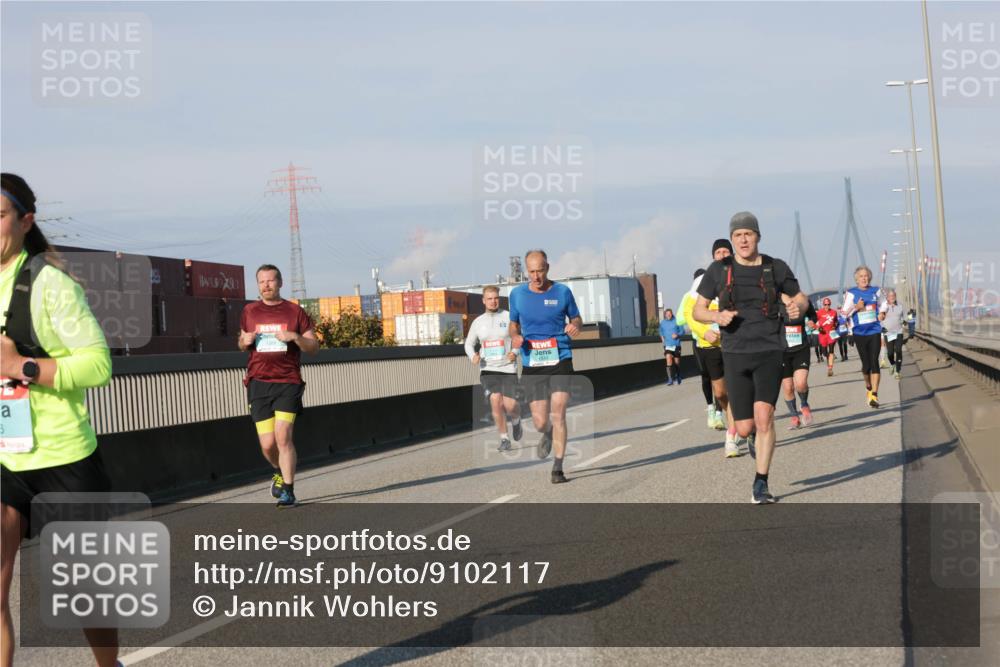 03.10.2025 - Köhlbrandbrückenlauf Jannik Wohlers http://msf.ph/oto/9102117 03.10.2025 09:49:23 Position 3  meine-sportfotos.de