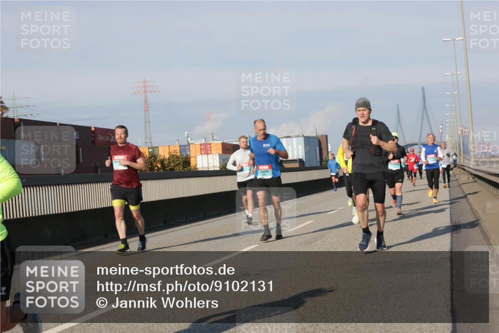 03.10.2025 - Köhlbrandbrückenlauf Jannik Wohlers http://msf.ph/oto/9102131 03.10.2025 09:49:23 Position 3  meine-sportfotos.de
