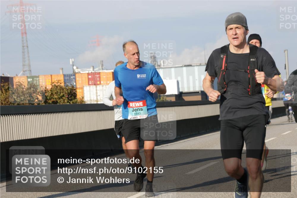03.10.2025 - Köhlbrandbrückenlauf Jannik Wohlers http://msf.ph/oto/9102155 03.10.2025 09:49:24 Position 3 1543 meine-sportfotos.de