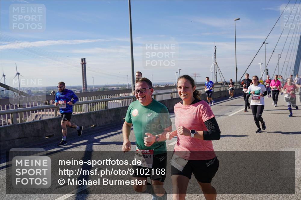 03.10.2025 - Köhlbrandbrückenlauf Michael Burmester http://msf.ph/oto/9102168 03.10.2025 12:47:16 Position 2 439, 4391 meine-sportfotos.de