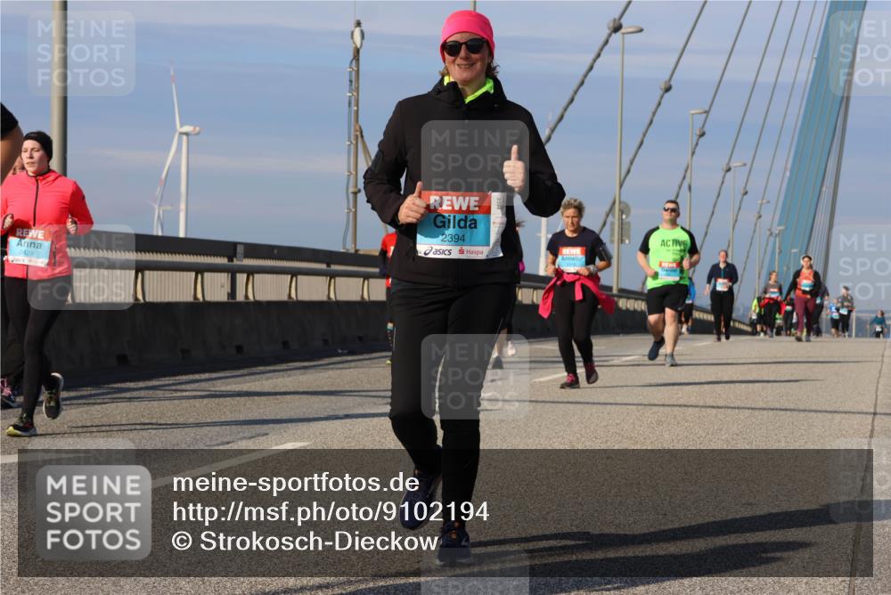 03.10.2025 - Köhlbrandbrückenlauf Strokosch-Dieckow http://msf.ph/oto/9102194 03.10.2025 10:08:25 Position 2 2429, 2394 meine-sportfotos.de